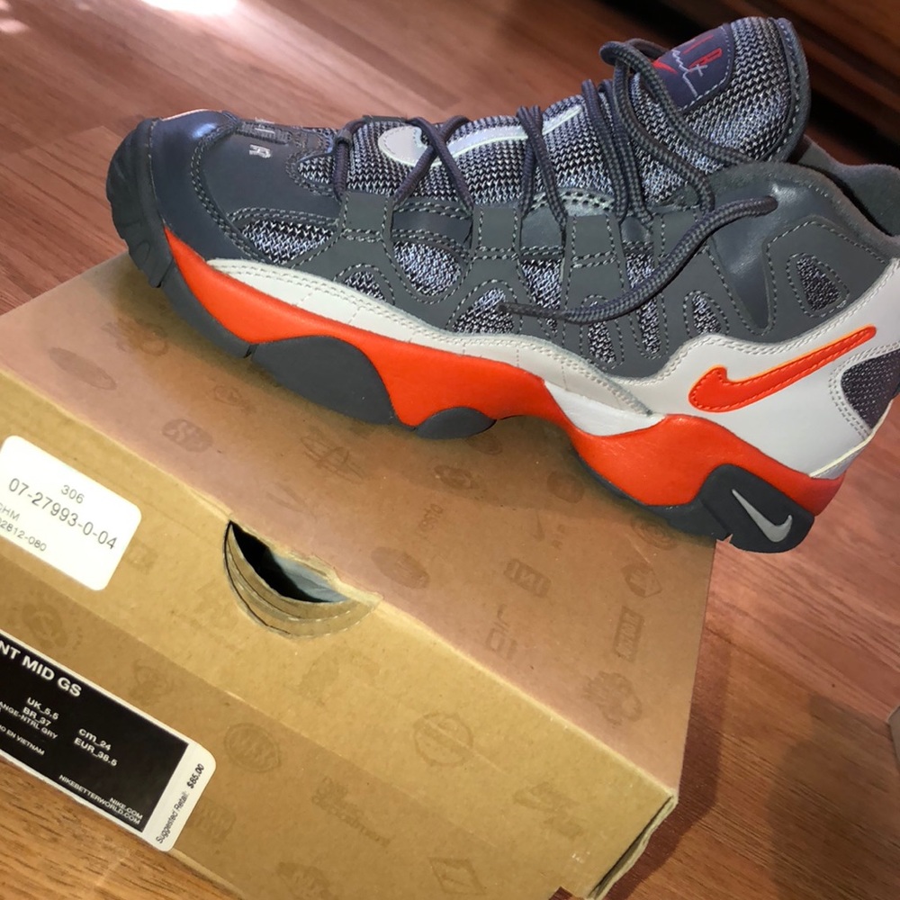 Air Slant MID GS size 6Y